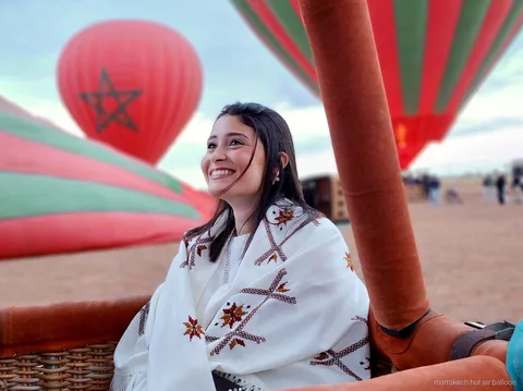 Oued Tensift-vallei gezien tijdens een ballonvaart bij Marrakech