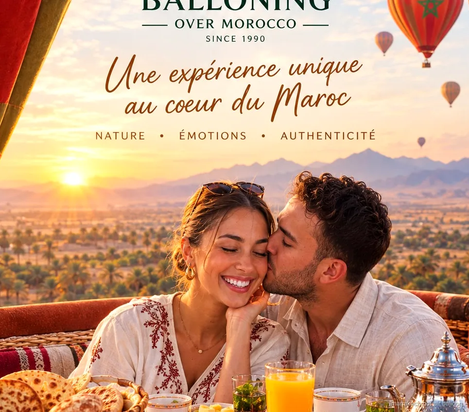 Desayuno servido a bordo de un globo privado en Marrakech