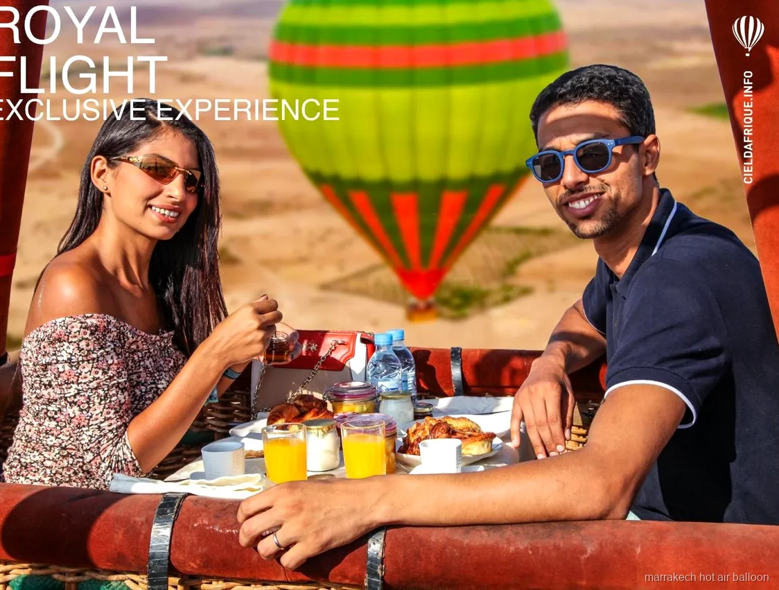 Privater Ballonkorb bereit zum Start nahe Marrakesch